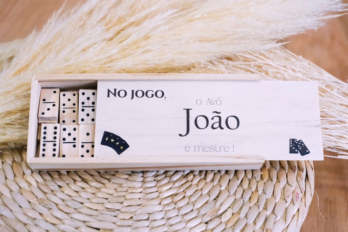 Conjunto de Dominó e Cartas